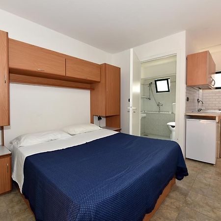 ホテルCamping La Vecchia Torre ガリポリ エクステリア 写真