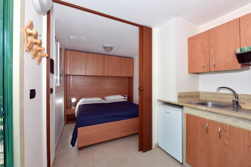 ホテルCamping La Vecchia Torre ガリポリ エクステリア 写真