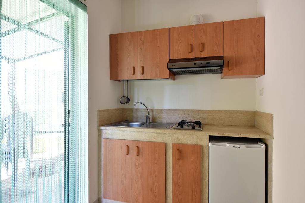 ホテルCamping La Vecchia Torre ガリポリ エクステリア 写真